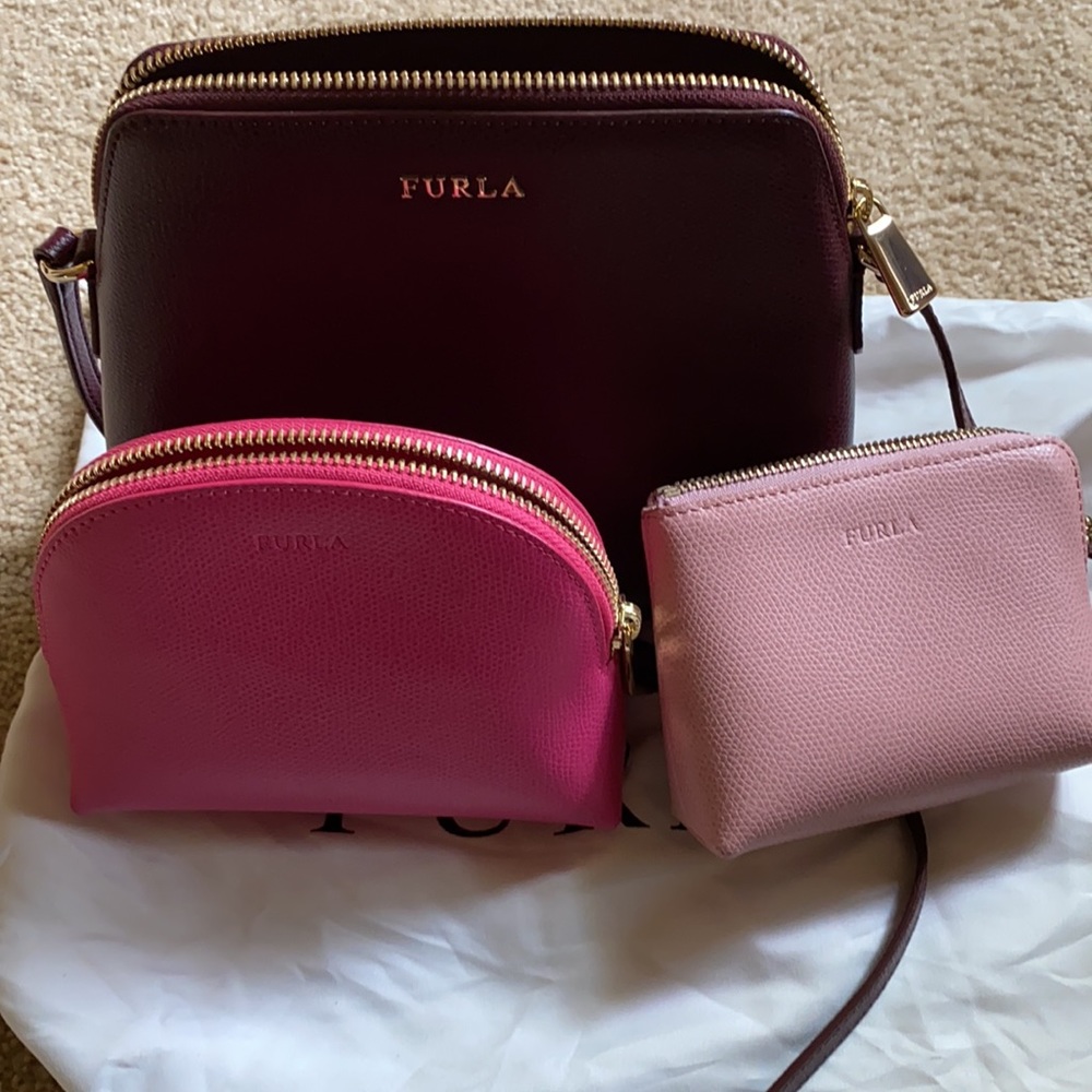 NWOT Furla purse with nesting bags